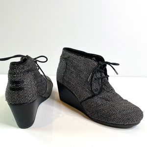 TOMS Herringbone Desert Wedge Booties || Black